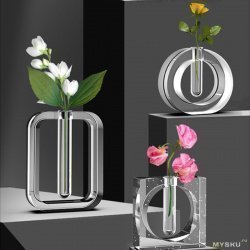 Настоящая клумба в домашних условиях: как сделать вазу для цветов из ящика и пробирок