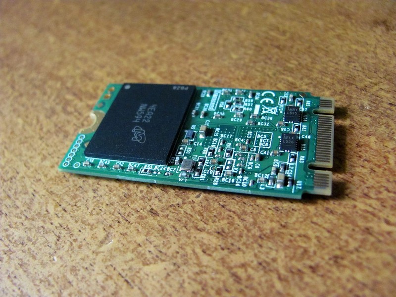 Планшет память 256. Transcend 02-6500. SSD для планшета. Плата контроллера Transcend 29-7672 v2.1. Чип память для планшета.